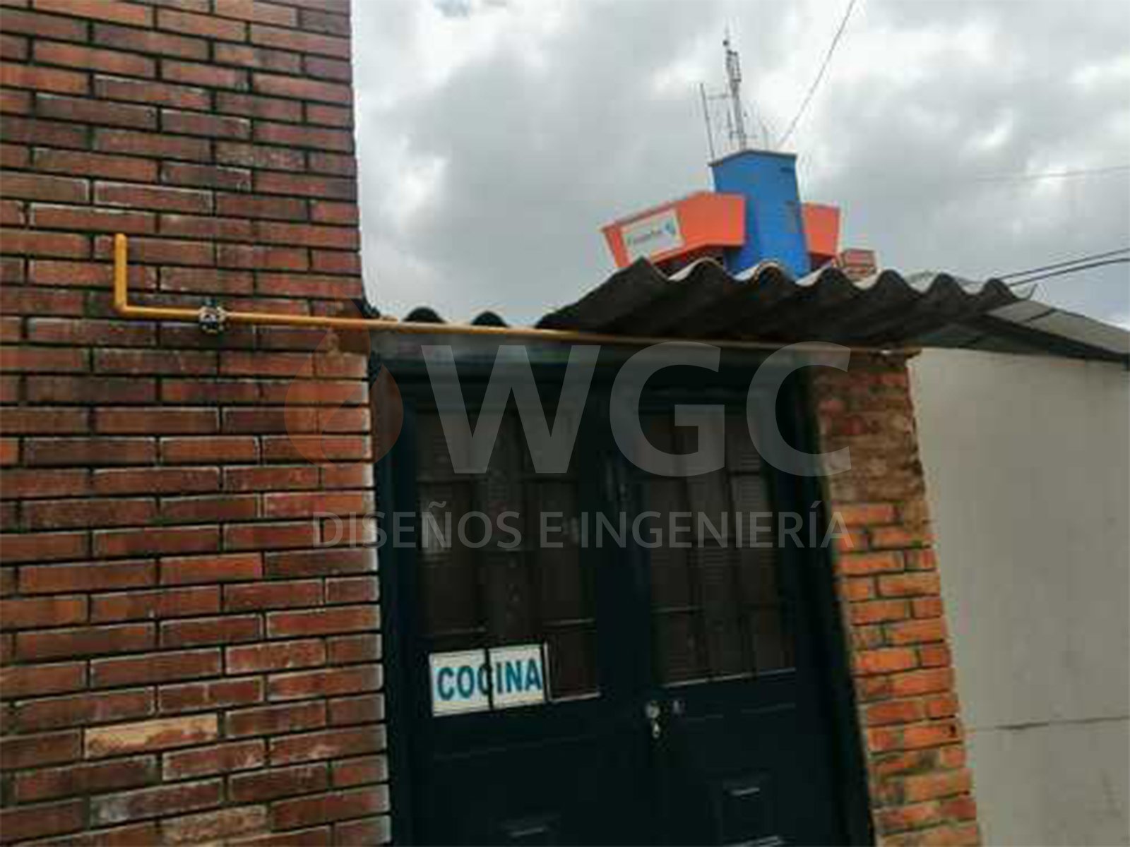 Proyecto comercial - Concesionario 03