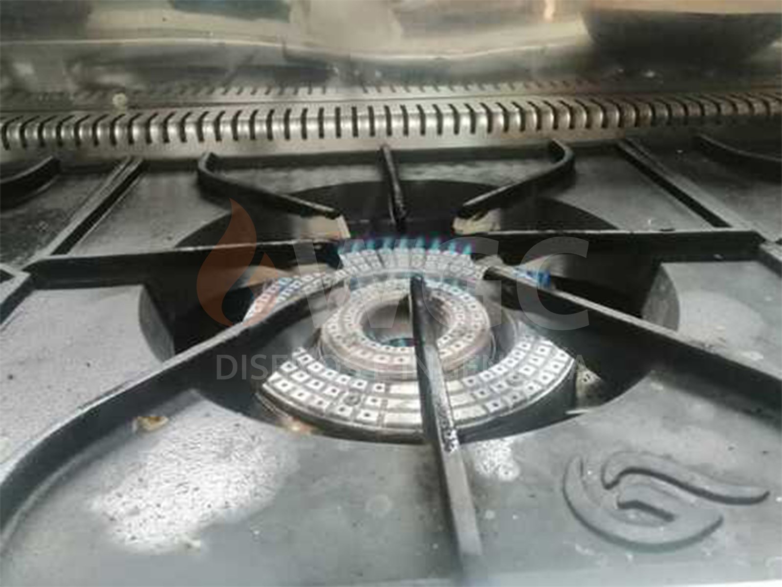 Proyecto comercial - Concesionario 09